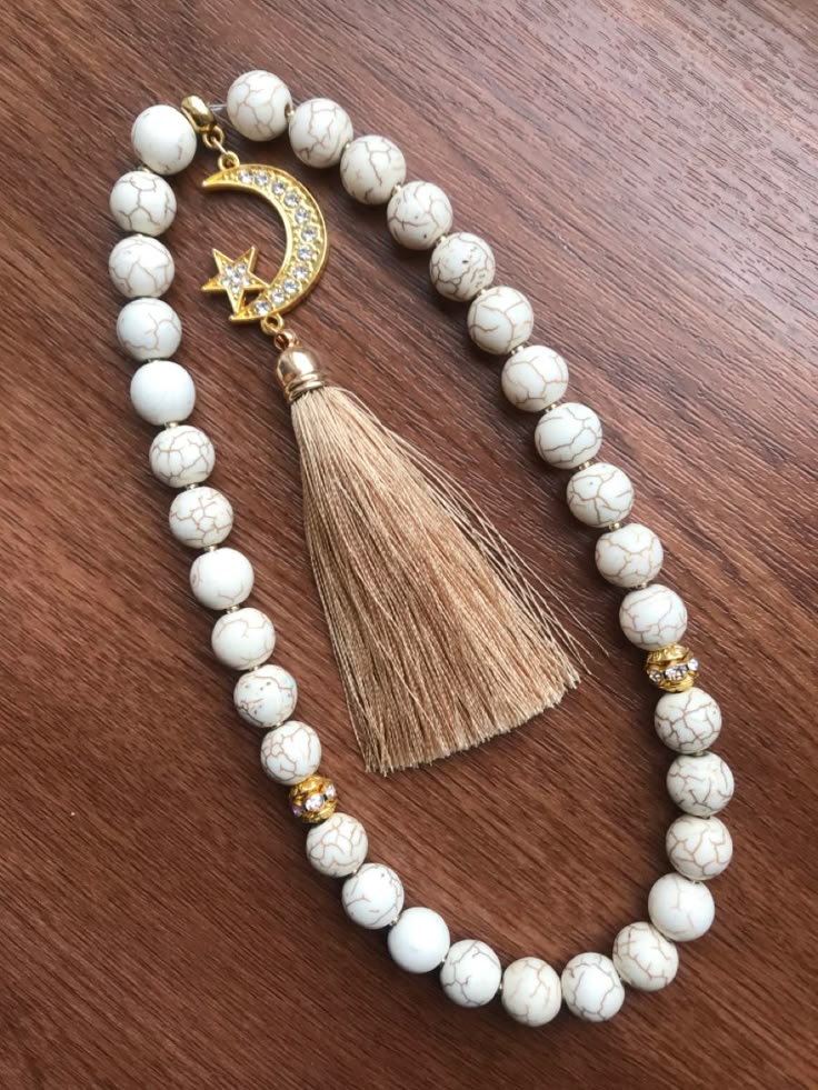 Тасбих белый